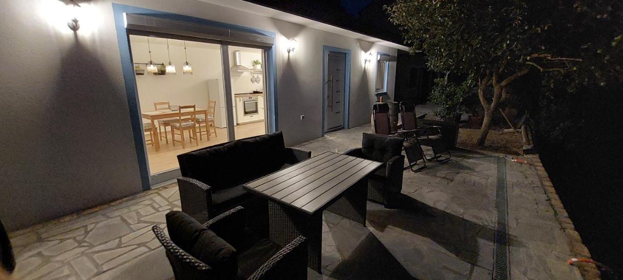 Stara Malija Apartamento Izola Exterior foto