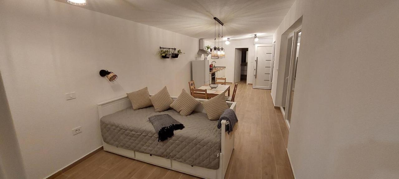Stara Malija Apartamento Izola Exterior foto